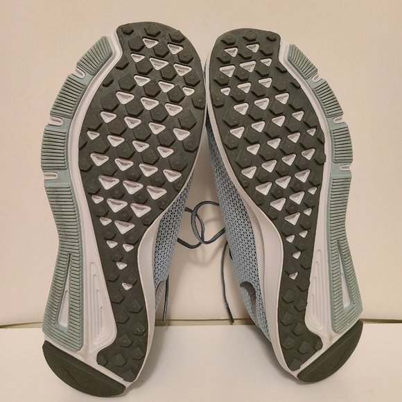 NEW Nike Quest 2 Trail Running Sneakers US Women's Size 11.5 Excellent Condition - Picture 10 of 11